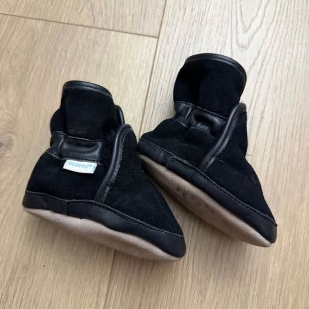 Robeez Baby Boots 6-12 months